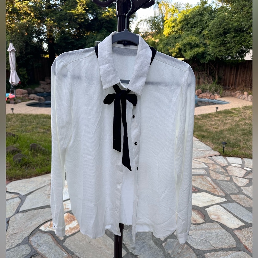Forever21 white blouse size Medium. Used once.